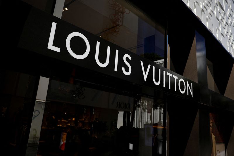 Rumeur Louis Vuitton augmentation de prix en août 2023 – l'Étoile